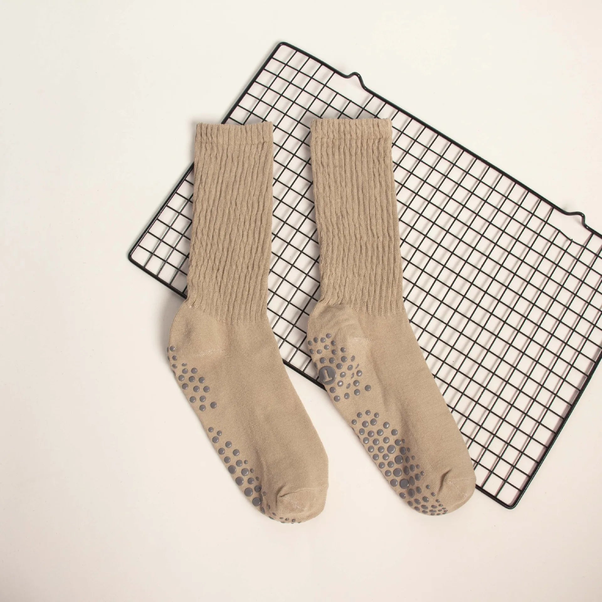 Chaussettes Antidérapantes Femme – Pilates, Yoga & Fitness